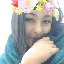 Ana Nagy (carolanaa_)