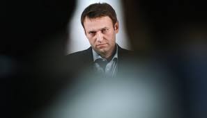 У випадку зі скрипалем також постраждав поліцейський, а ще одна жінка загинула. Otruyennya Navalnogo Merkel I Maas Vimagayut Prozorogo Rozsliduvannya