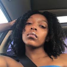 Jasmine Sewell's Instagram, Twitter & Facebook