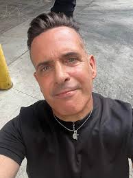 Hello im gino from Chicago im new ☑️☑️