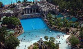 Serunya Berwisata Air Di Atlantis Water Adventure Ancol Yangrame Com