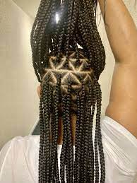 Knotless Box Braids Box Braids Hairstyles Braided Hairstyles Hair Styles How to part jumbo box braids hello guys in this video i describe how to part jumbo box braids! knotless box braids box braids