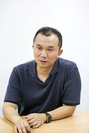 뛰어난 자기 관리와 성실함으로 데뷔 이후로 약 25년 동안 군 입대를 제외하곤 단 한번의 공백기가 없는 대단한 인물로, 이는 유재석, 강호동, 신동엽과 같은 탑 mc들도 못 해본 대단한 커리어다.11. ì—¬ìš´í˜ Jtbc êµ­ìž¥ ê°•í˜¸ë™ ìŠ¤ìŠ¤ë¡œ ëˆˆì¹˜ë³´ê³  ìžˆë‹¤ ì¸í„°ë·°