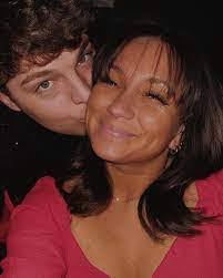 Isabella Weaver's Instagram, Twitter & Facebook