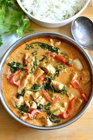 Poulet Curry Thai En 2020 Poulet Au Curry Thai Recettes De Cuisine Poulet Curry