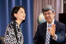 王鴻薇，（1964年7月10日 － ），報社記者出身，臺灣政治人物，中國國民黨籍，現為臺北市議員及國民黨的文化傳播委員會副主委。 外省人第二代 。 籍貫河北塘沽（今天津市），王鴻薇初期以新黨身分當選並連任臺北市議員，2014年改代表國民黨參選台北市議員。 2018年市議員改選以松山、信義區. G3xxkct5ck2wmm