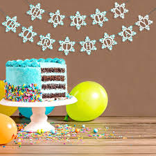 Birthday cake recipe ideas with personal portions like cupcakes and mini cakes let you avoid the fight over who got the biggest slice. Buy Jozon Glitter Snowflake Happy Birthday Banner Winter Wonderland Snowflake Themed Birthday Party Banner For Girls And Boys Christmas Winter Party Decorations Online In Indonesia B08ft23x84