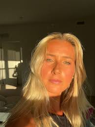 Those of you who are running Hawaii. Where are you staying my wife's mad at  me the resort she wanted to stay at has doubled in price since I told her I