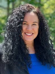 Carla Huff's Instagram, Twitter & Facebook