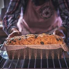 Mehl, hefe oder sauerteig, wasser, salz und zeit. Brot Backen Ohne Hefe So Gelingt Jeder Teig Stern De