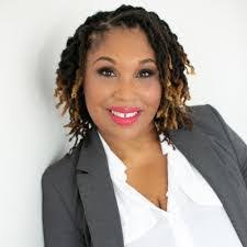 Shana Graves's Instagram, Twitter & Facebook