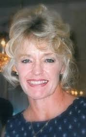 Carole Lynn's Instagram, Twitter & Facebook