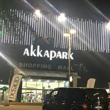 It's small, empty inside shopping mall. Fotos Bei Akkapark Shopping Mall 13 Tipps