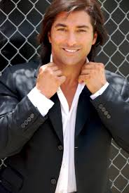 Pin By Matthew Yerkes On Native American Men In 2020 Native American Actors Native American Men Native American Models
