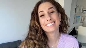 Instagram one bit in the latest clues package alluding to sausage's real identity lead joe. X Factor Star Stacey Solomon Zeigt Haarigen Babybauch Promiflash De