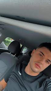 Hello 75 yrs old, I'm from London🇬🇧 Single ready to travel to any country  #travel #london #single