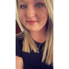 Leanna Gardner's Instagram, Twitter & Facebook