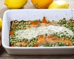 Saumon Minceur Au Four Petits Pois Et Sauce A L Aneth Recette Saumon Recette Poulet Sauce Aneth