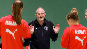Schafft die deutsche mannschaft gegen cristiano ronaldo und co. Deutsche Handball Frauen Wollen Gegen Portugal Das Wm Ticket Losen Kicker