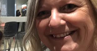 Quick Brown Fox: Congratulations to Yvonne and Susan, winner and finalist  in the CANSCAIP Writing for Children Contest