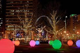 A Citygarden Christmas In St Louis Free Background Holiday Lights Display Christmas Events Near Me Christmas Events