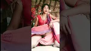 Indian Pussy Show Upskirt - YTboob