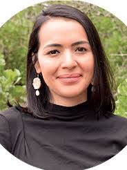 Esther Reyes's Instagram, Twitter & Facebook