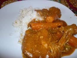 Mafe Au Poulet Un Irresistible Gout Epice De Cacahuete Marmite Du Monde Recette Mafe Poulet Recettes De Cuisine Recettes De Cuisine Africaine