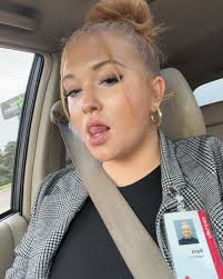 Sara Hawthorne (@sara_hawthorne_) • Instagram photos and videos