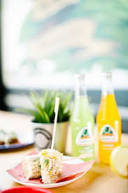 There are 390 calories in 1 side order of chili's grill & bar restaurant roasted street corn. Elotes This Is Gotta Be Your New Favorite Way To Eat Corn Mexican Street Corn Frilled To Charred Juiciness Then Slathered With A Creamy Chili Cilantro Lime And Dusted With Cotija Cheese