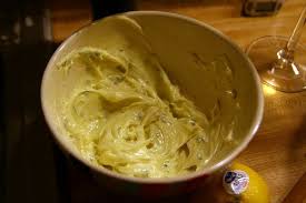 Des Sauces Pauvres En Graisse Pour Remplacer La Mayonnaise Ameliore Ta Sante Recette Mayonnaise Mayonnaise Allegee Idee Recette