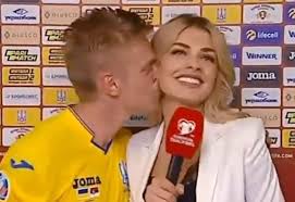 The story of vlada and oleksandr comes under some of the most beautiful romances that took birth unexpectedly. Vlada Shcheglova La Bella Periodista Que Beso Zinchenko Novias Futbol