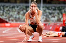 On saturday, hodgkinson held back slightly from the swift opening pace and was in fourth place as the pacemaker. Vuhntcwwx Mzum