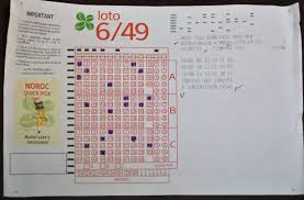 Pe un bilet loto 6/49 pot fi jucate de la una până la trei variante combinate, în oricare din cele trei zone. AÈ™a AratÄƒ Un Bilet Cu Care CaÈ™tigi Peste 2 Milioane De Euro La Loto 6 49