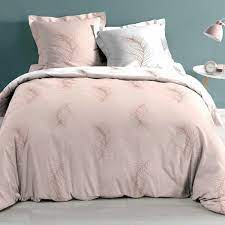 Un choix unique de housse de couette beige et rose disponible dans notre magasin. Housse De Couette Et Deux Taies Coton 240 Cm Sensalia Rose Or Rose Linge De Lit Eminza