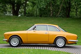 Image result for Giallo 1967 Alfa-Romeo