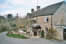 The village has six neighbourhoods: Chadlington
