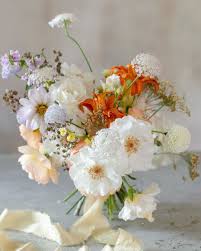 Moss Stone Floral Design On Instagram A Little Garden Bouquet Just For Me Obviously Day Lily Wouldn T Work T Flower Arrangements Pretty Flowers Day Lilies