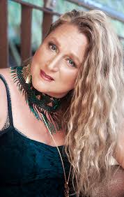 Women in the house på ROST