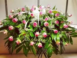 Sympathy Casket Spray Flowers By Flora Funeral Flora Funeral Flowers Are Happy Casket Sprays Funeral Flowers Casket