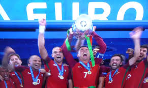 Suivez de manière privilégiée la préparation puis l'évènement footballistique de l'été 2016 sur votre ordinateur. Euro 2016 12 13 Portugal Vainqueur De La Coupe D Europe Des Nations 10 Juillet 2016
