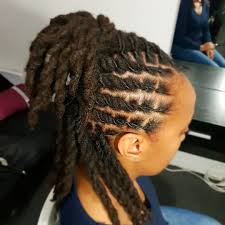 Black 14 Year Old With Dreads Kaymael 14 Ans Tourne En Twist Coiffure Uniquement Sur Rdv Au 0696488355 Locks Dreadlocks Dread Dreadhead Hair Styles Dreadlock Hairstyles Dreadlocks