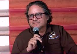 Gobierno apoyará construcción de obras solicitadas por padre Leopoldo