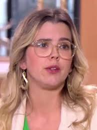 Ça commence aujourd'hui Une amie de Jennifer lui a révélé qu'elle était la  maîtresse de son père