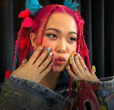 Tlinh là thí sinh nữ duy nhất và là đại diện duy nhất của đội suboi trong rap việt. Soi Thá»i Trang Chung Káº¿t Rap Viá»‡t Tlinh Ä'áº§u TÆ° Mong Tay Ä'á»™c Rhymastic Bye Bye Toc XoÄƒn Phong Cach Sao Viá»‡t Giáº£i Tri