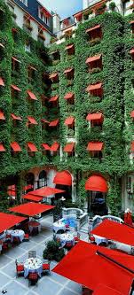 Hotel Plazza Athenee 25 Avenue Montaigne Paris V Plaza Athenee Paris Plaza Athenee Paris