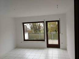 Eine diele und ein abstellraum erweitern das platzangebot ebenso wie das geräumige duschbad und der. 3 Zimmer Wohnung Zu Vermieten Hirschstrasse 3 64291 Darmstadt Arheilgen Mapio Net