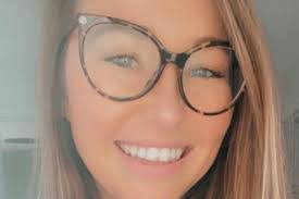 Shelby Walker's Instagram, Twitter & Facebook