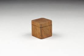 Small Wood Box With Pivoting Lid Etsy Small Wood Box Wood Boxes Wood Frames Diy
