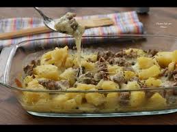 La pizza per veri golosi. Pasticcio Di Patate E Salsicce Youtube